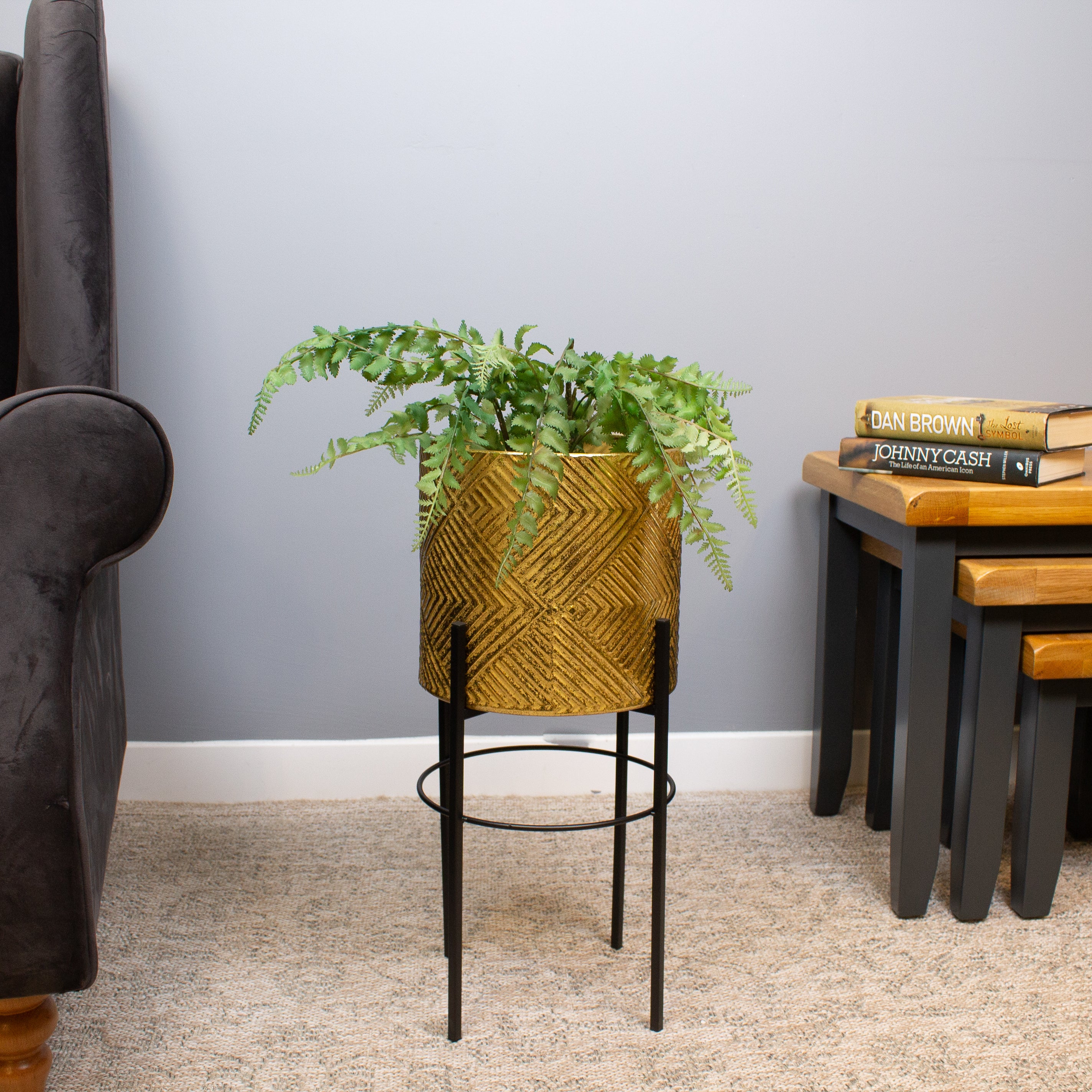 Atlas Planter And Stand, 41 cm