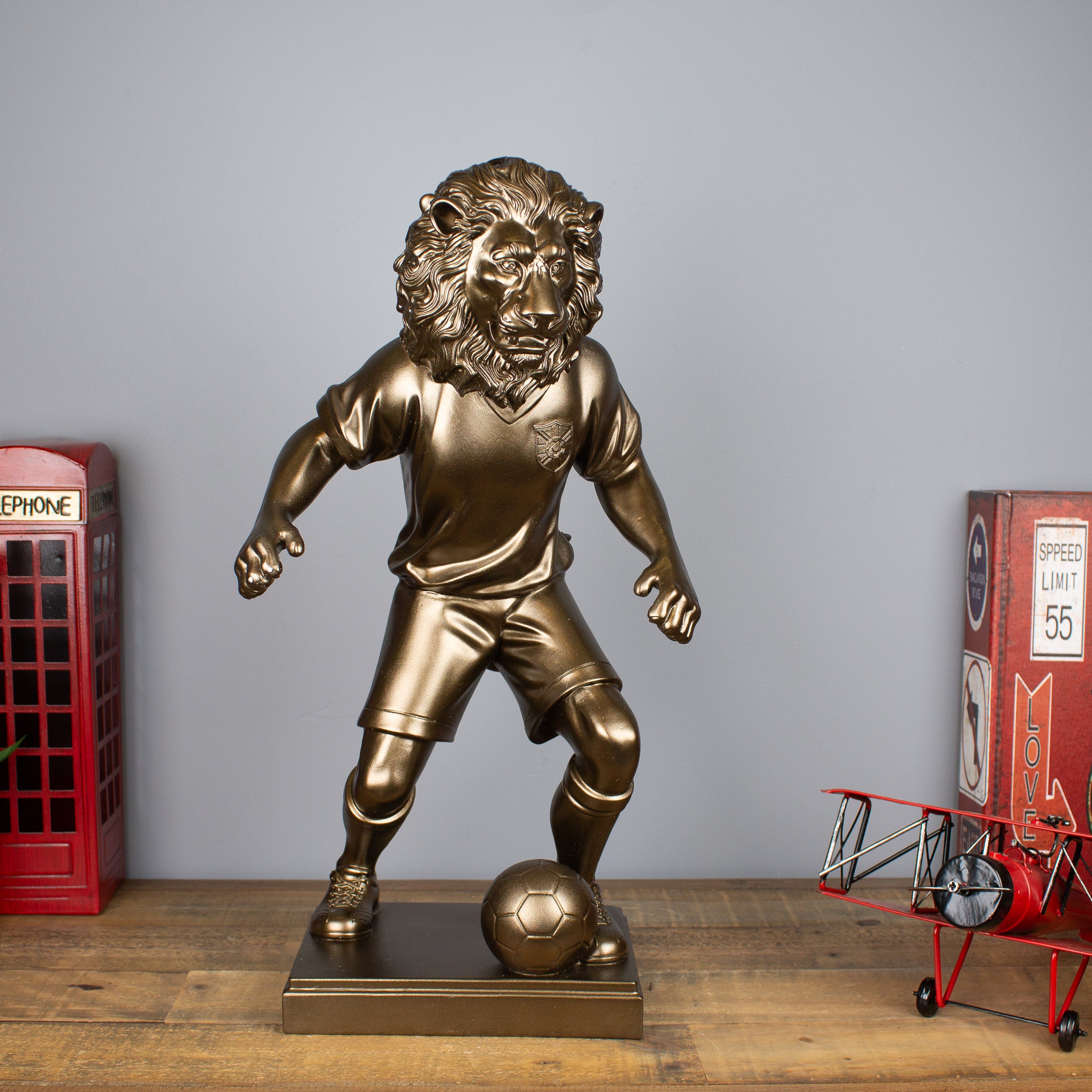 Lion Defender Sculpture – Collector Series (50cm)