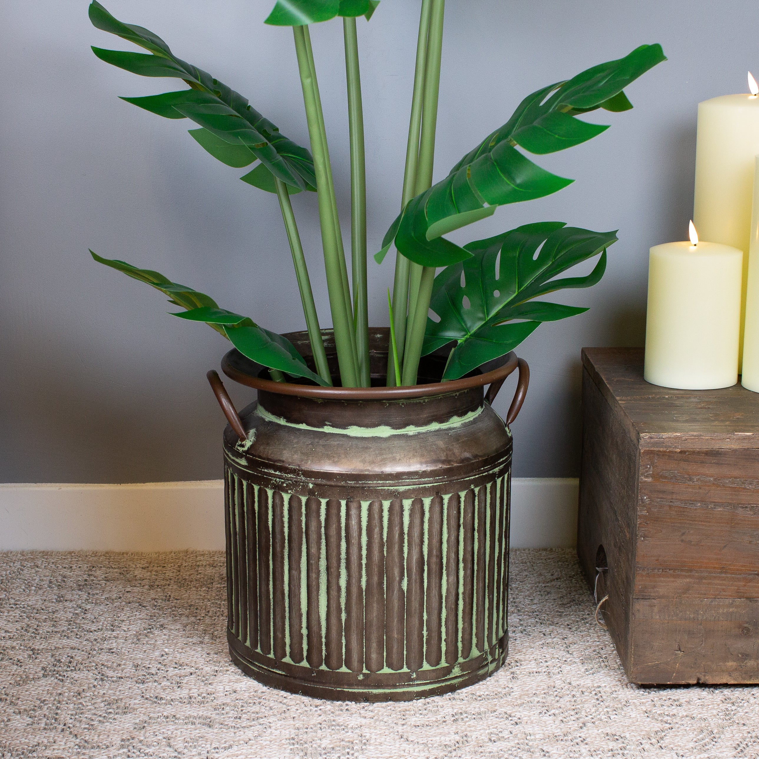 Metal Urn Planter 32 cm