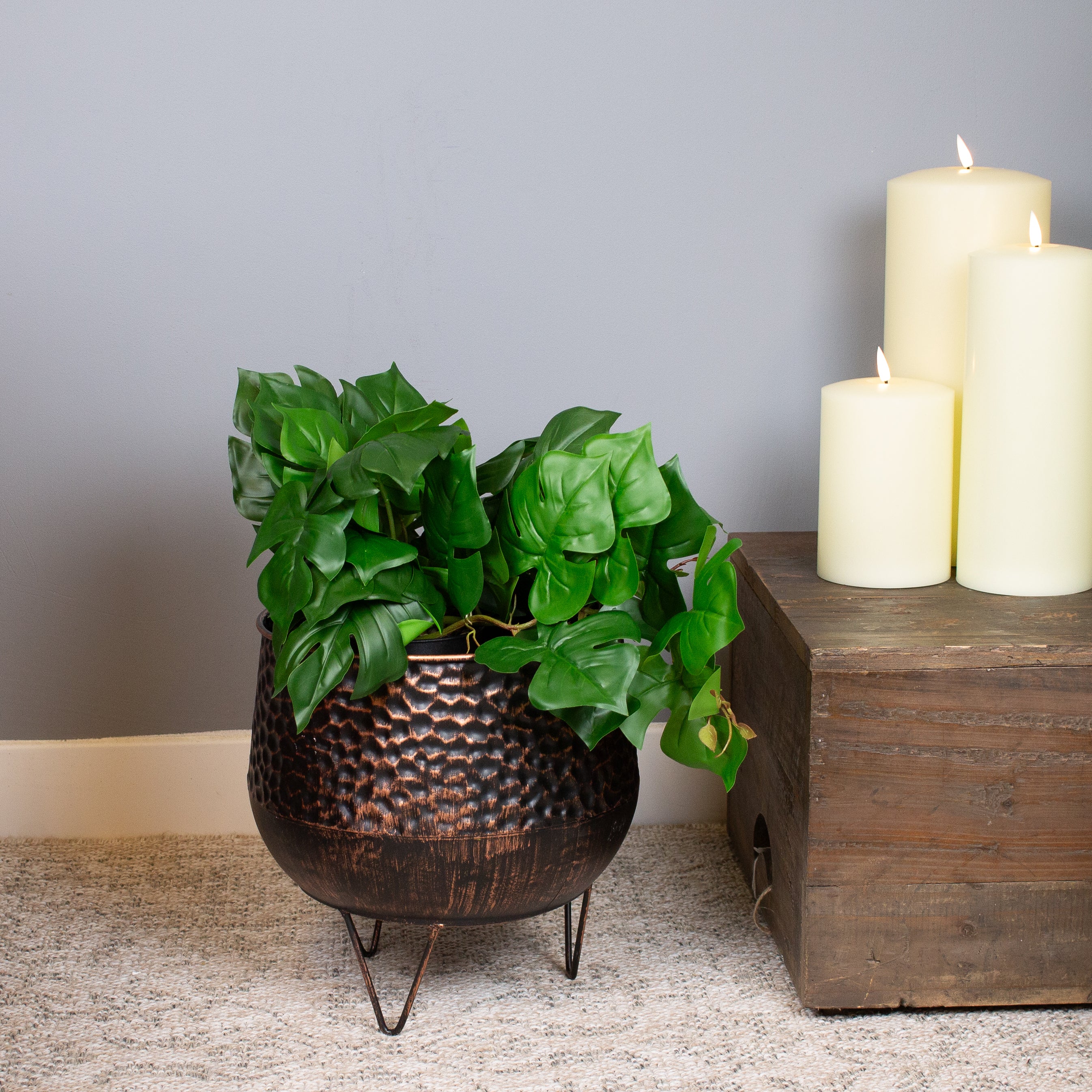 Dimpled Copper Planter 28 cm
